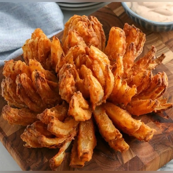 Preowned Great American Steakhouse Onion Machine 90s Vintage. - Picture 8 of 11